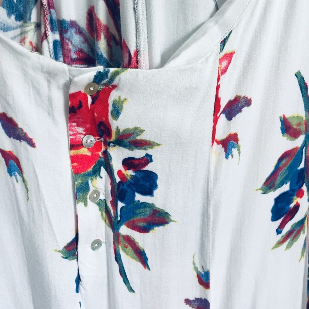 💝White Floral Maxi Dress - Picture 6 of 8